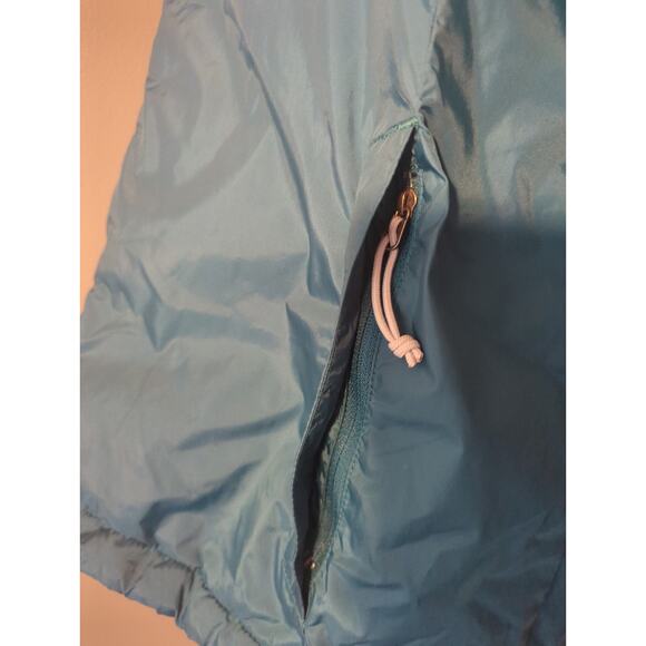 The North Face aquamarine lightweight windbreaker nylon jacket - Picture 8 of 13